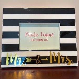Brand New Never Used “Mr. & Mrs.” Photo frame